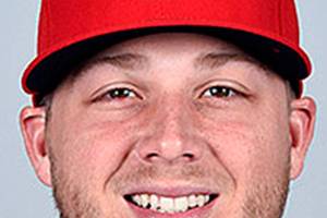 Kentwood High grad Voth makes MLB debut