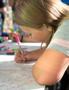 Banner signing for fallen officer Diego Moreno