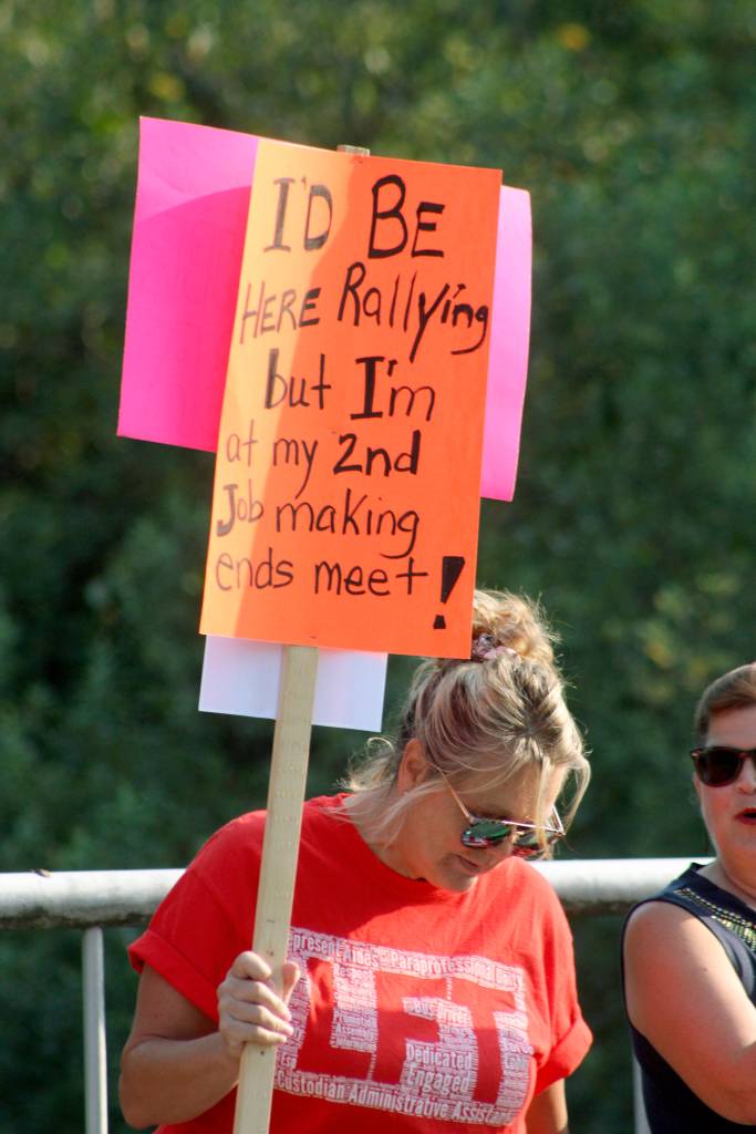 Sign of negotiation time. MARK KLAAS, Kent Reporter