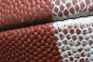 Kentwood falls to Skyline in season opener | Prep football