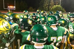 Chargers roll past Trojans for sixth straight victory
