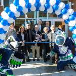 Mayor Dana Ralph and other city leaders join MultiCare staff and mascots Blitz, left, and Cool Bird, in ribbon-cutting ceremony at the new Kent clinic last Saturday. COURTESY, Kristin Zwiers Photography
