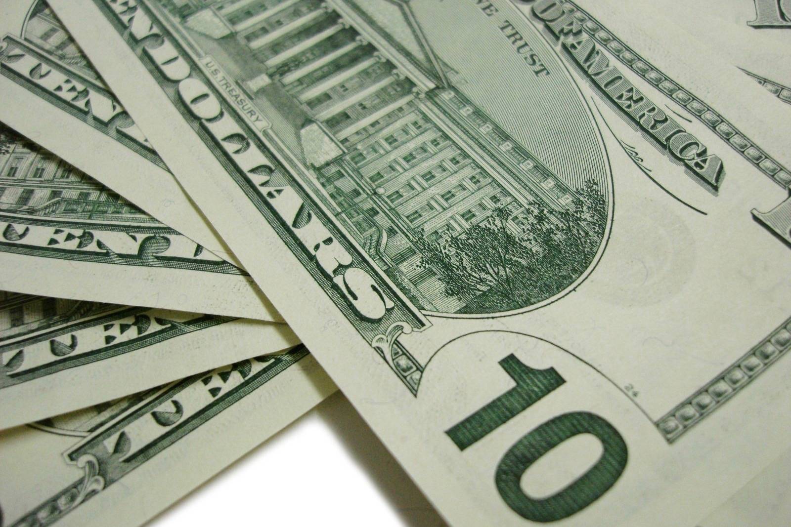 House Democrats propose budget that includes new taxes