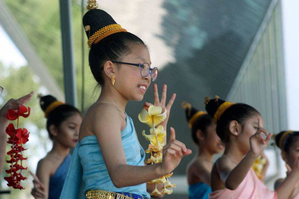 Kinnaly Lao Traditional Music Dance Troupe performs. MARK KLAAS, Kent Reporter