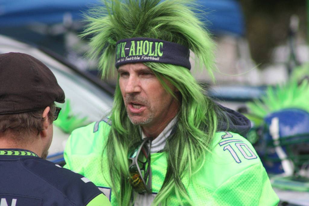 Fans flock to Kent’s Hawktoberfest