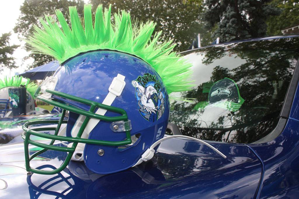 Fans flock to Kent’s Hawktoberfest