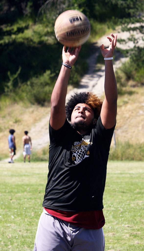 Davion Ausler releases a shot on a recent sunny day at West Fenwick Park. STEVE HUNTER, Kent Reporter