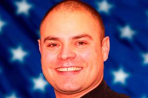 Kent Police officer helps rescue boy from Wenatchee River