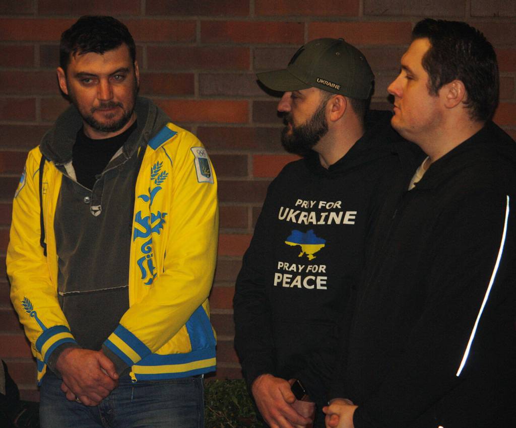 Ukrainian Americans gather in Kent. STEVE HUNTER, Kent Reporter