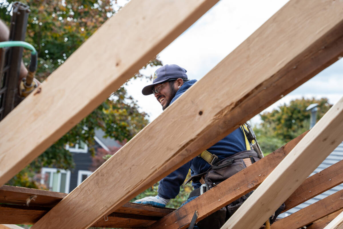 The Guardian team giving back to the community with a smile!