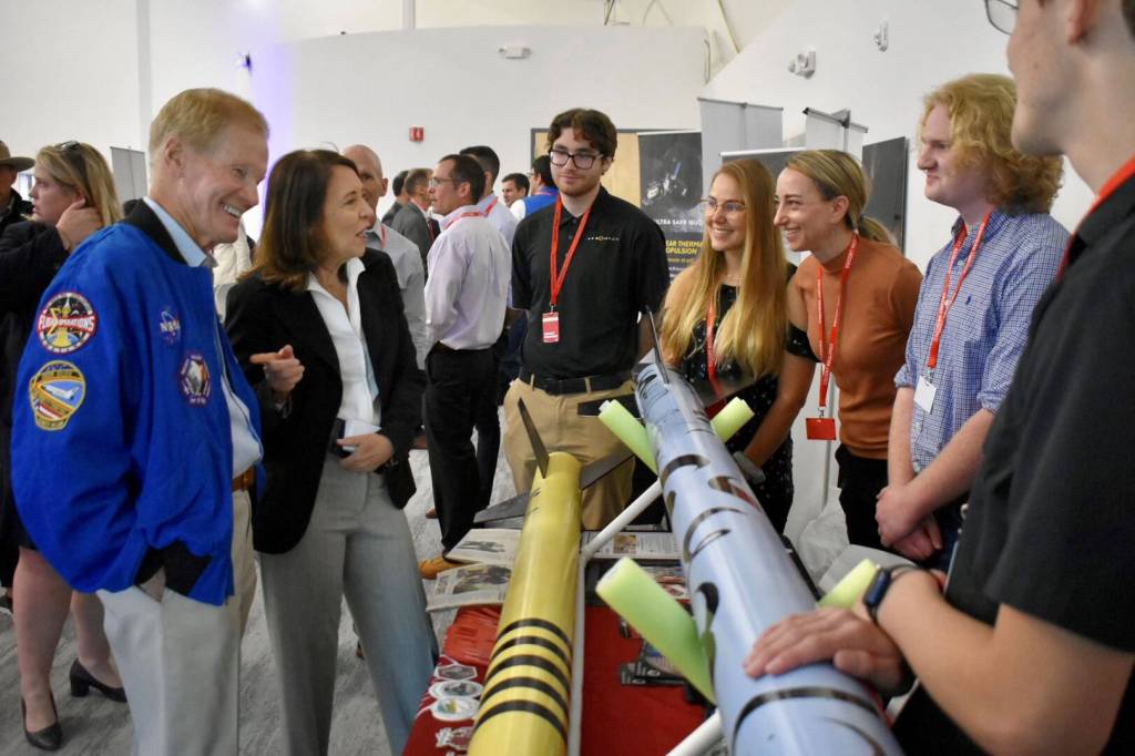 NASA Administrator Bill Nelson and U.S. Sen. Maria Cantwell chat with Central Washington University students. COURTESY PHOTO, Office of Sen. Cantwell
NASA Administrator Bill Nelson and U.S. Sen. Maria Cantwell chat with Central Washington University students. COURTESY PHOTO, Office of Sen. Cantwell