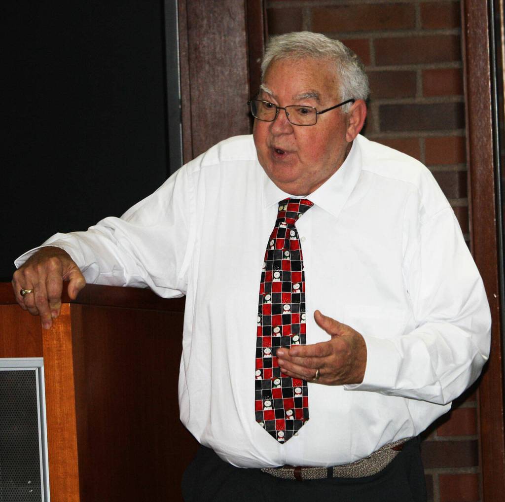 Les Thomas talks about growing up in Kent. STEVE HUNTER, Kent Reporter