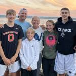Hansen family photo from vacation. (Carter, Ryan, Kobe, Jessica, Avery, Kaden). Provided by Ryan Hansen