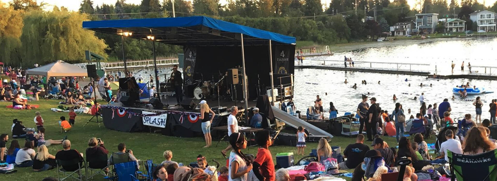 Kents Fourth of July Splash draws crowds each year to Lake Meridian Park. COURTESY PHOTO, City of Kent Parks