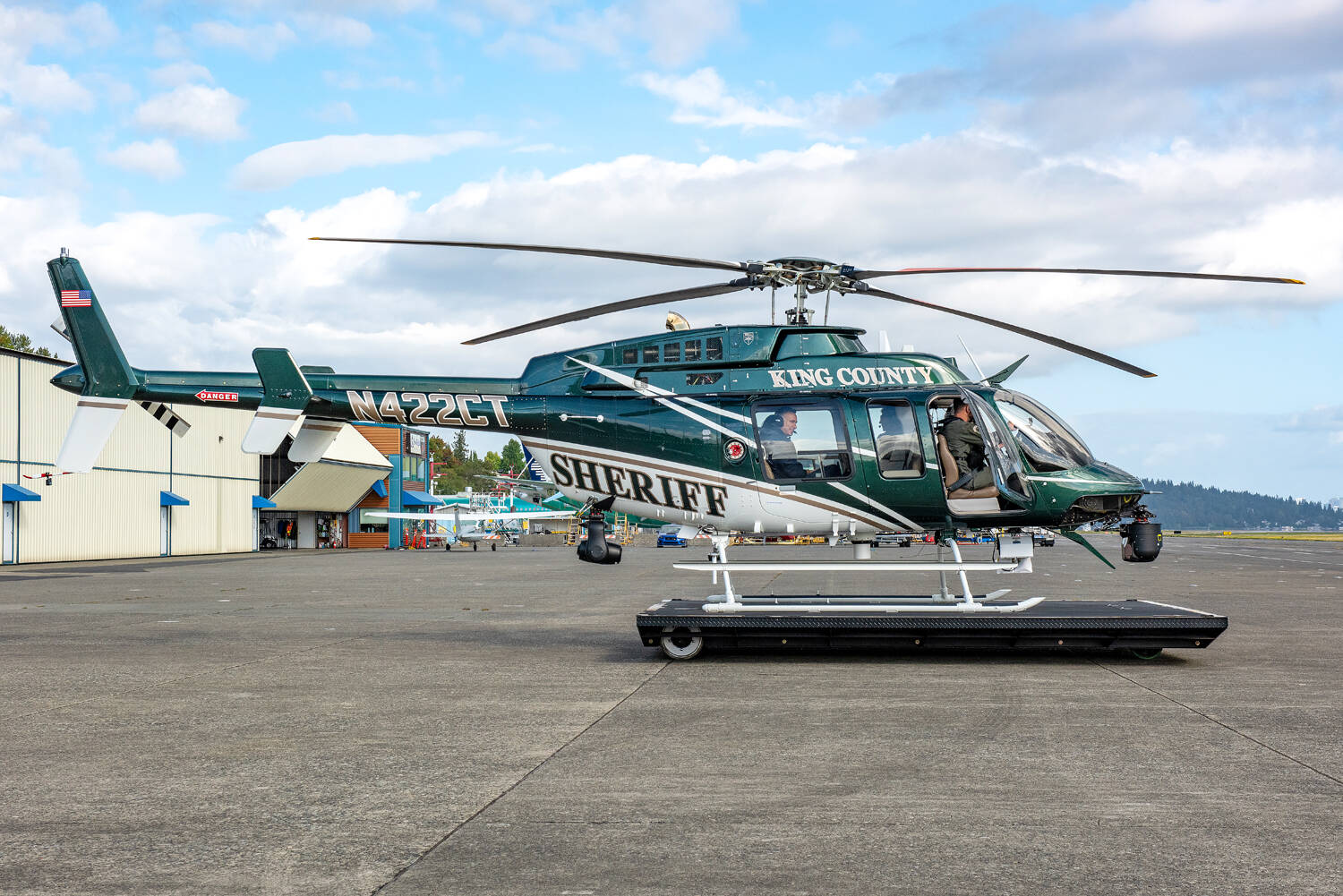 King County Sheriffs Office new Bell 407GXi Helicopter. Photo courtesy of Angela Van Liew, King County Sheriffs Office