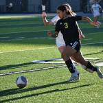 Decaturs Kaihea Tuifua outruns an Enumclaw defender in the 2-1 win. Ben Ray / Sound Publishing