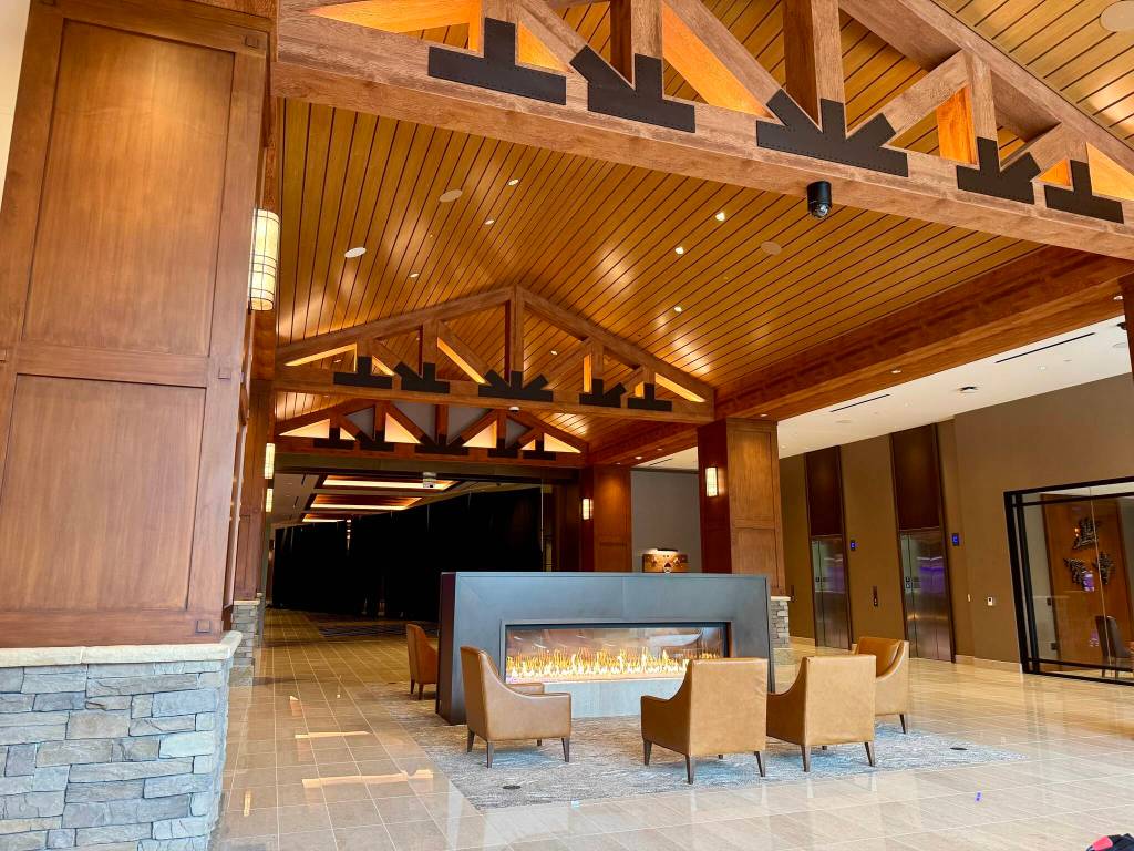 Grace Gorenflo/Valley Record
The lobby of the Snoqualmie Casinos new hotel, July 31, 2025.
