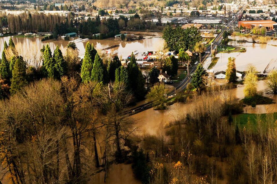 Green River flooding in Kent, looking to the north, along West Valley Highway, south of SR 516 (aka Kent Des Moines Road). COURTESY PHOTO, City of Kent
