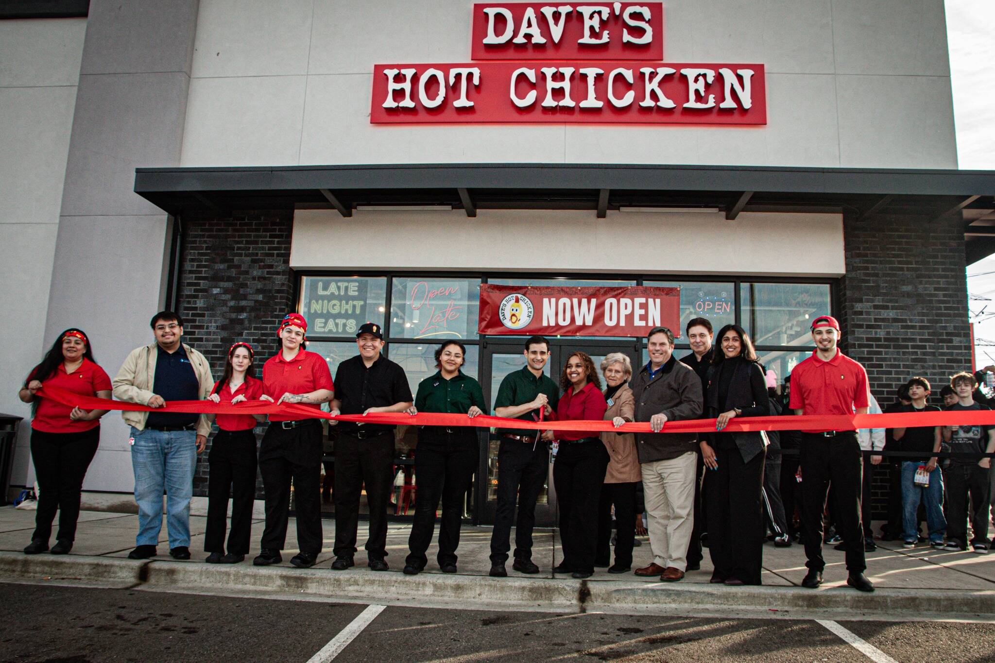 Daves Hot Chicken held a ribbon cutting with Federal Way elected officials on Feb. 6. Courtesy photo/City of Federal Way