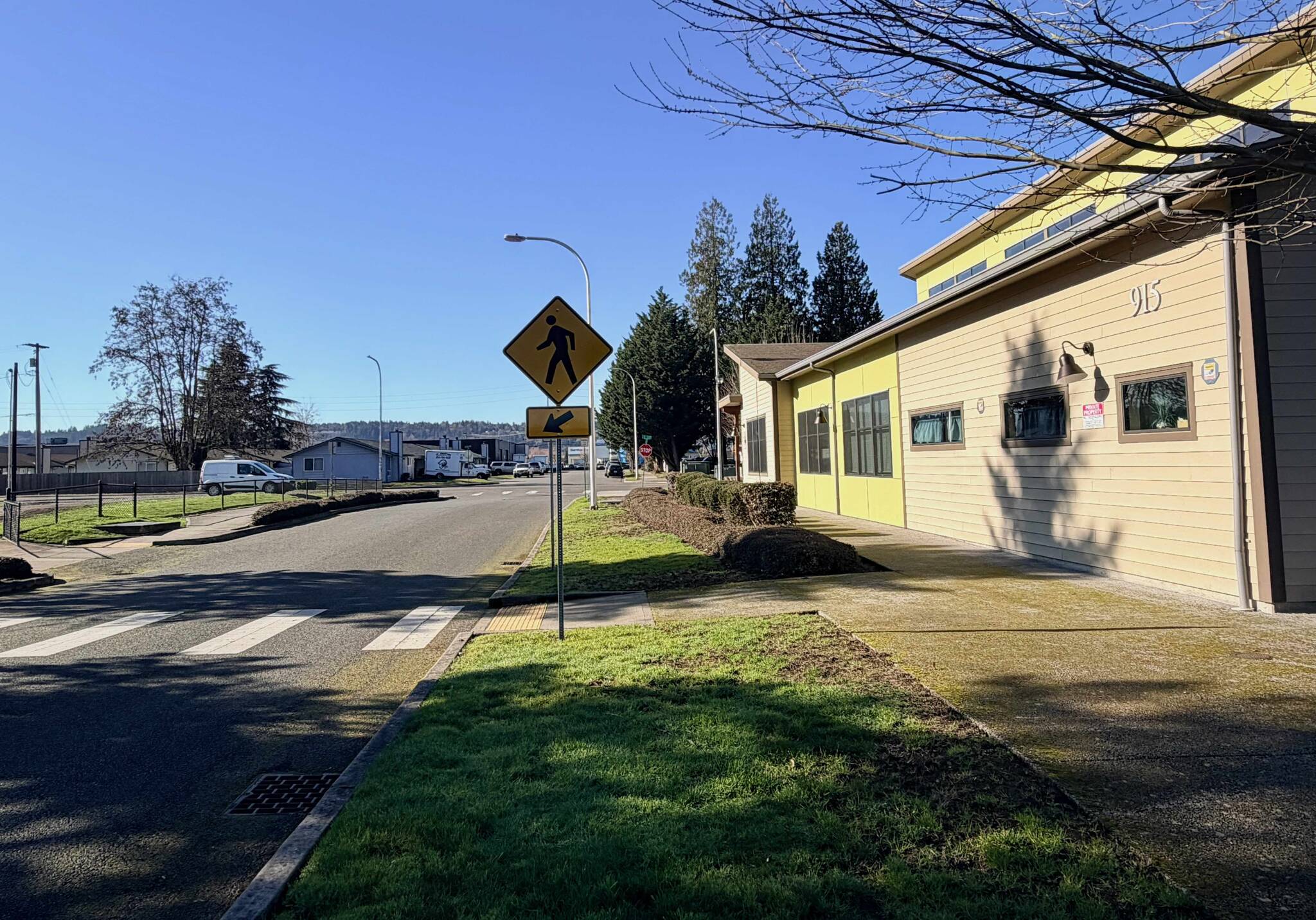 The 900 block of 26th Street Northeast on Feb. 10. Photo by Joshua Solorzano/Auburn Reporter