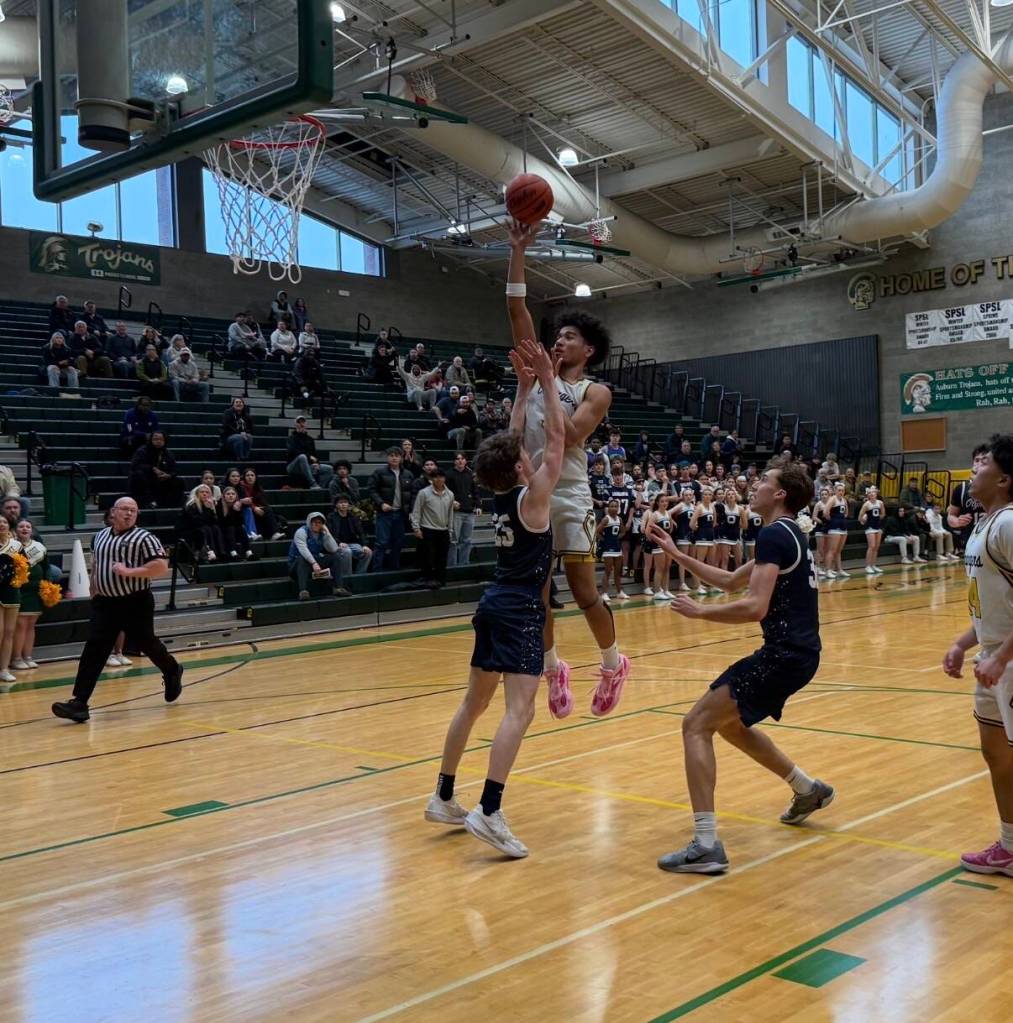 Kentridge basketball season ends in heartbreak against Olympia