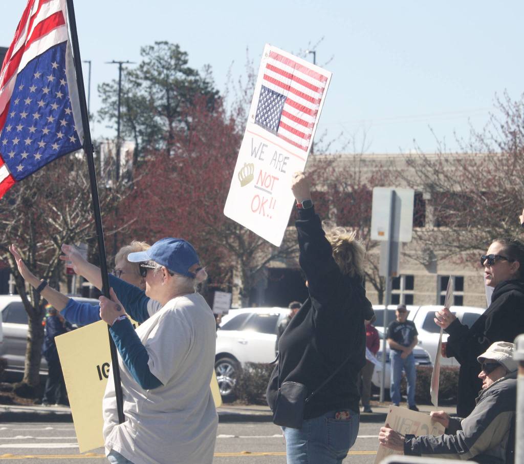 Protesters were out displaying their signs for a couple of hours in Kent. STEVE HUNTER, Kent Reporter