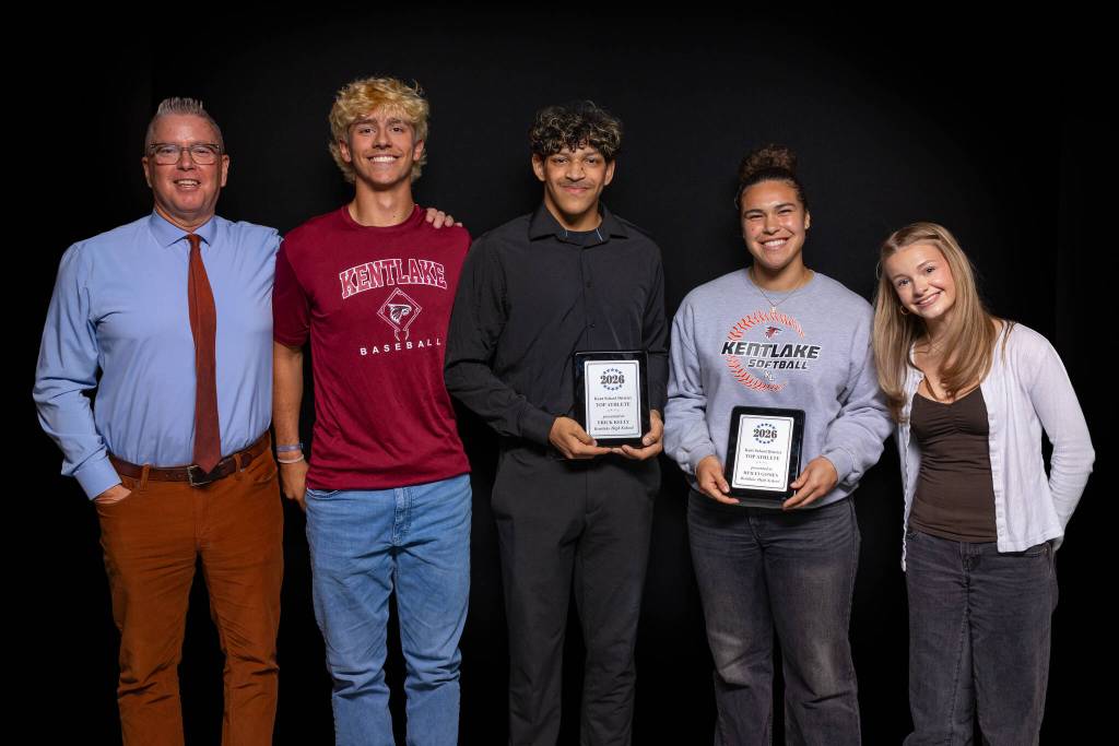 Photos provided by Robby Mullikin.
Kentlake athlete of the year nominees.